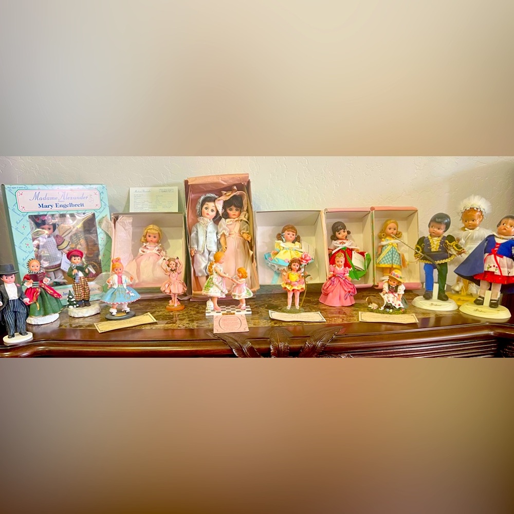 Madame Alexander Doll - 19 Doll Lot